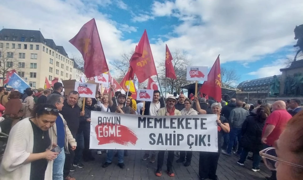 Köln'de tarihi bir gün yaşandı!..